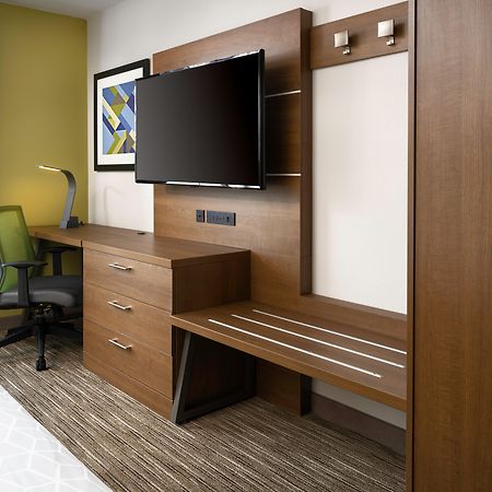 Holiday Inn Express Hotel & Suites Olive Branch By Ihg Esterno foto