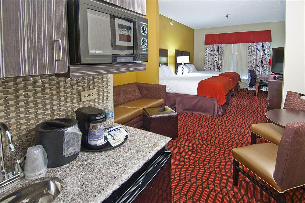 Holiday Inn Express Hotel & Suites Olive Branch By Ihg Esterno foto